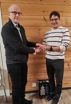 Näin vaihtui puheenjohtajan nuija Jarmo Viirrolta (vas.) Timo Sereniukselle